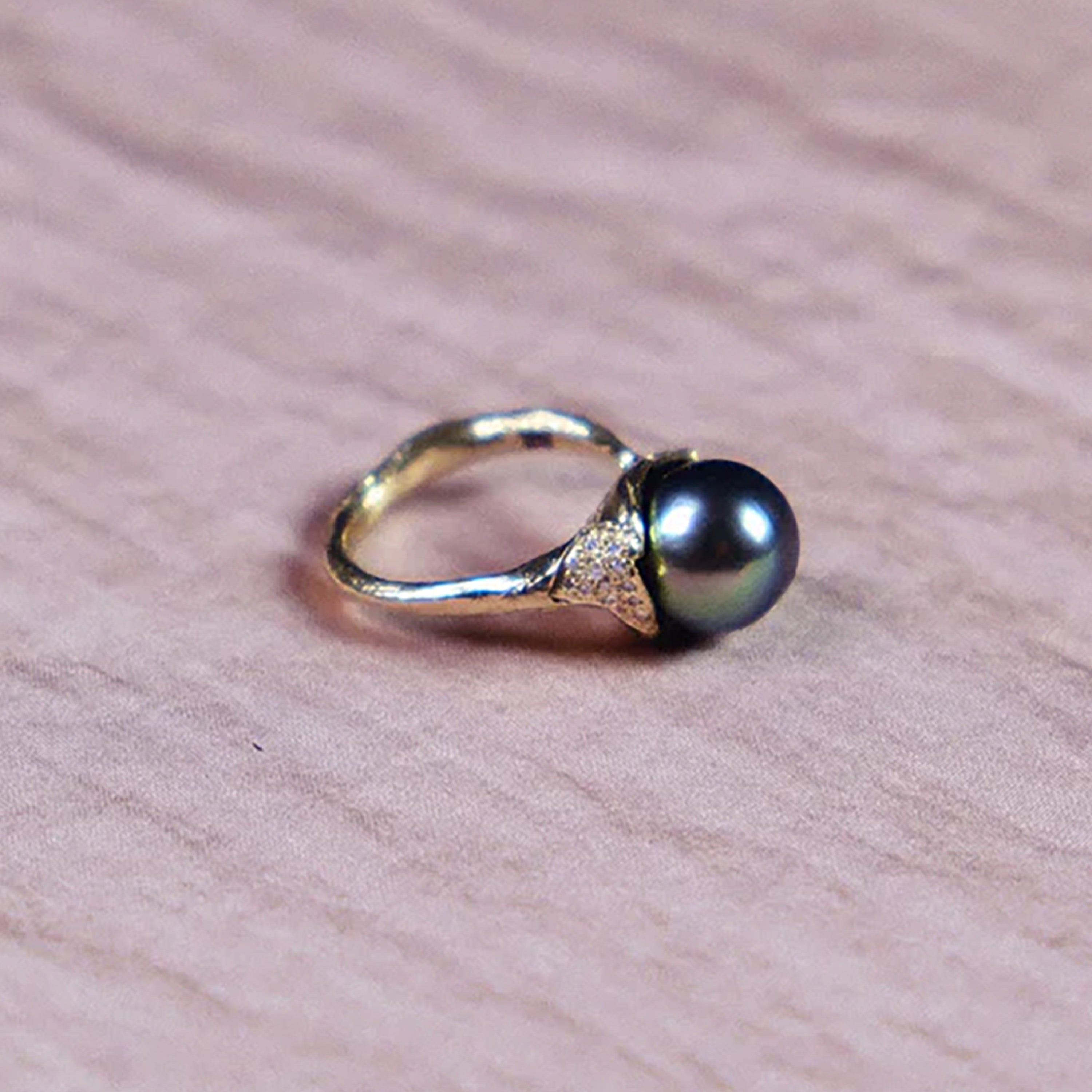 MUSE with Grey Tahitian Pearl & Diamond Ring Cocktail Ring Mari Beltran