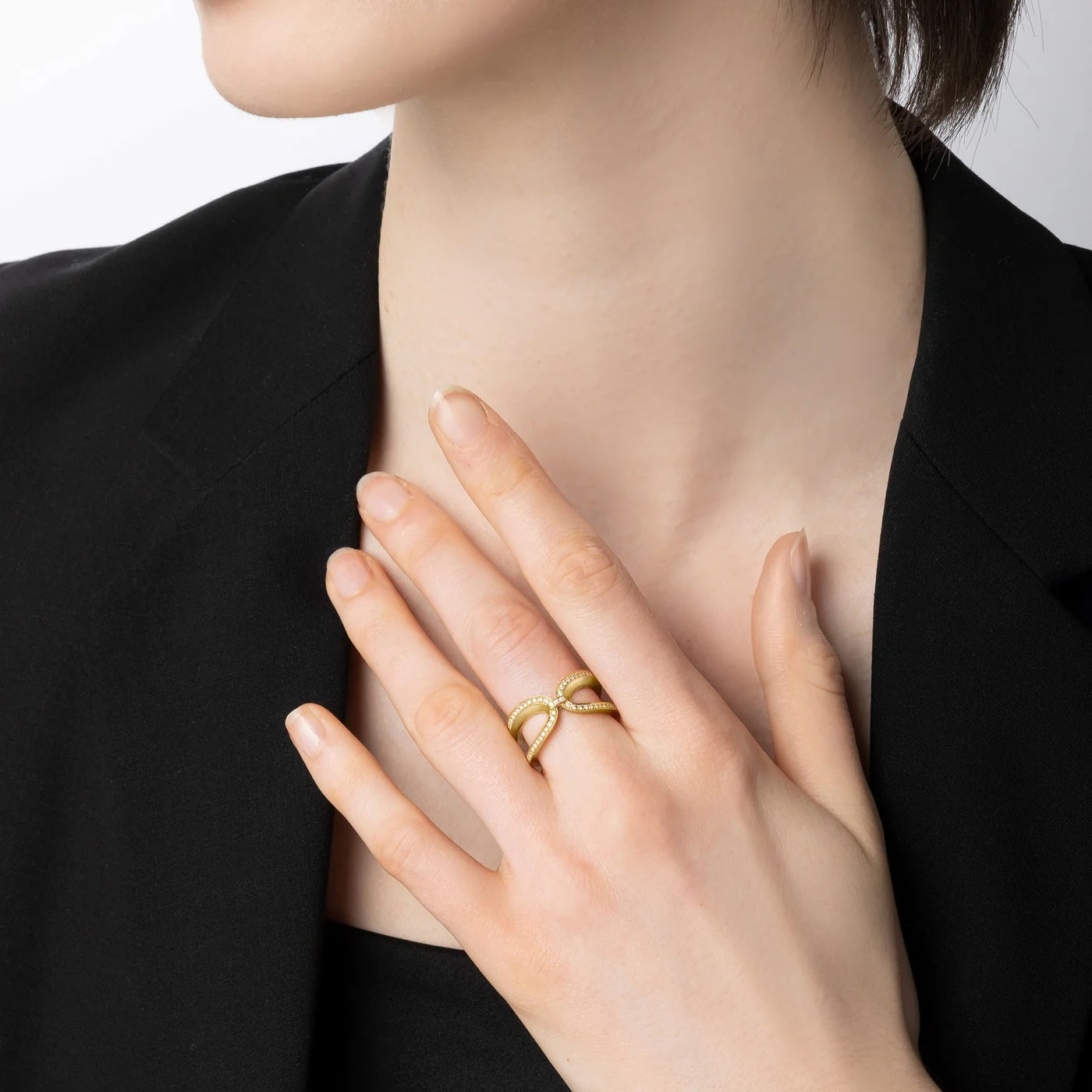 Harmony Infinity Ring with Diamonds Ring KIMITAKE