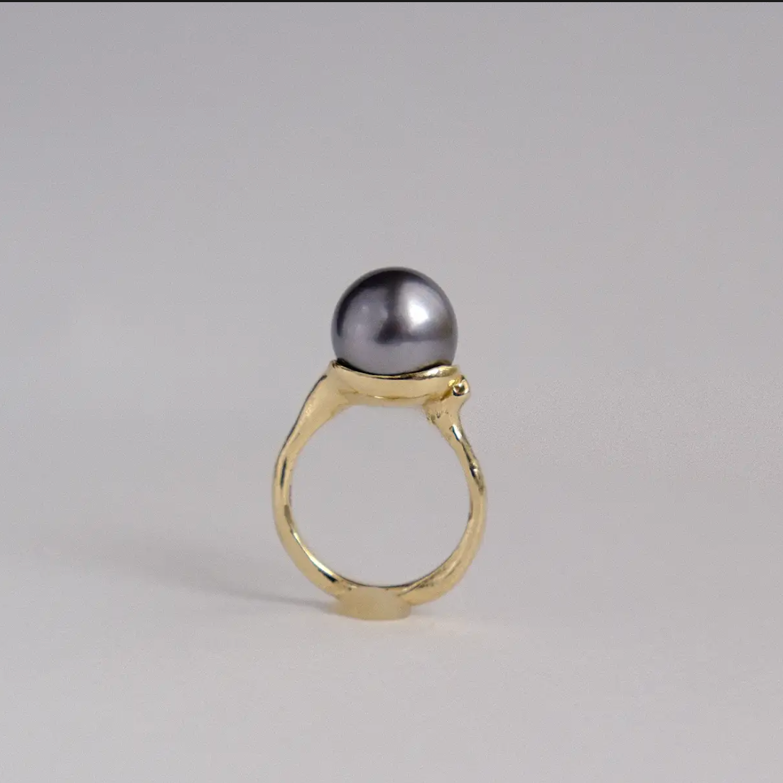 MUSE with Grey Tahitian Pearl & Diamond Ring Cocktail Ring Mari Beltran