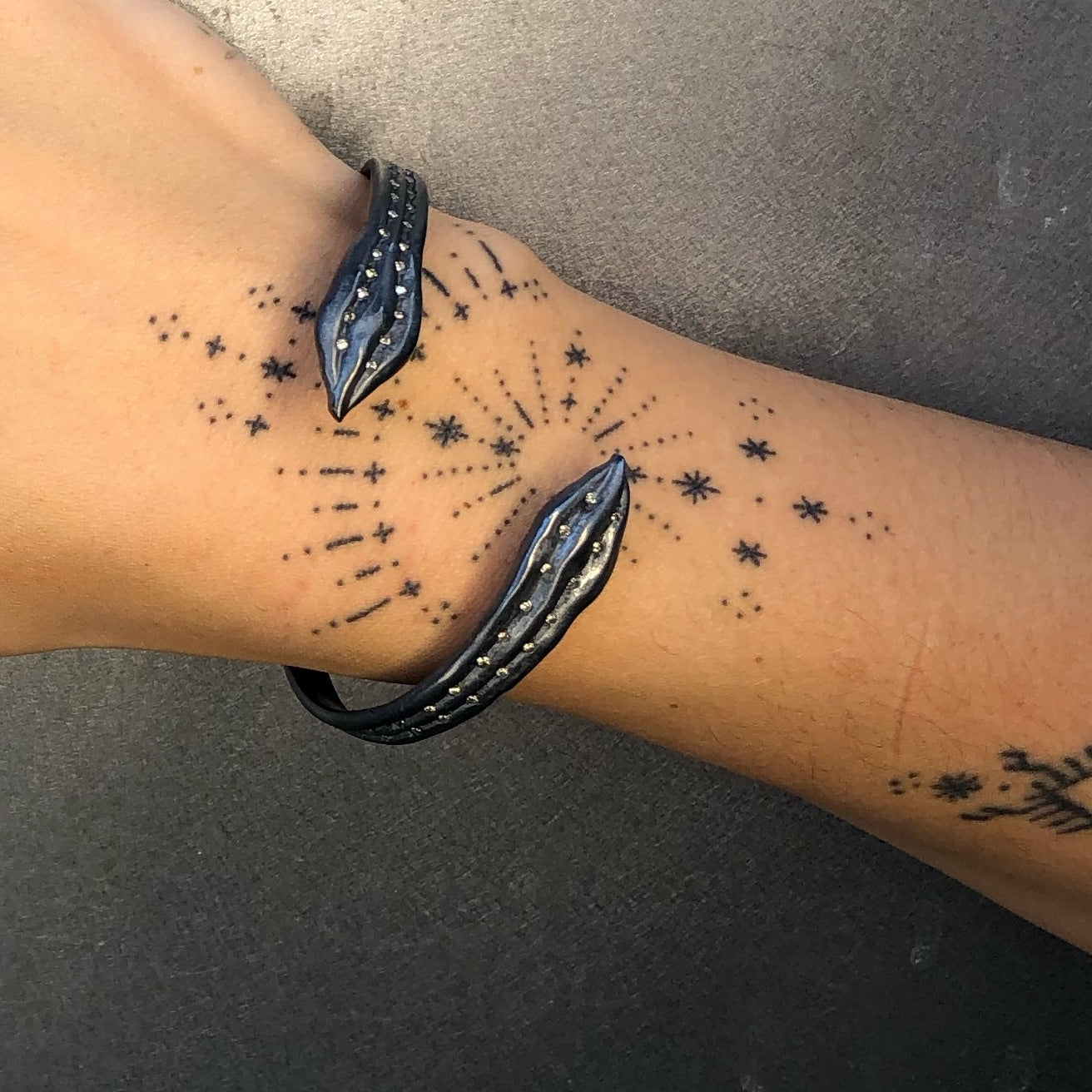 Saffron Cuff with Diamonds Cuff Bracelet Roseark