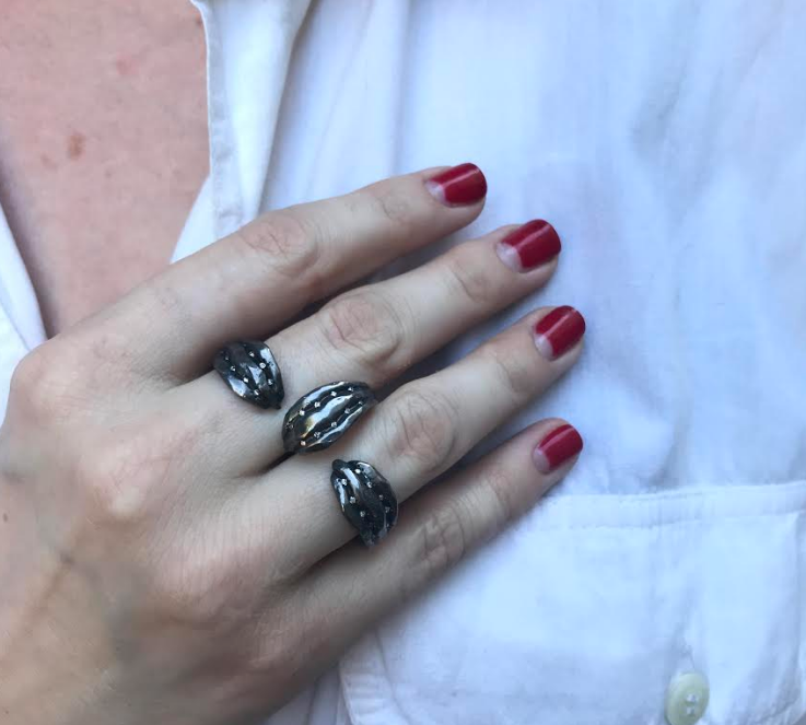 Saffron Two Finger Ring with Diamonds Two Finger Ring Roseark Black Rhodium Silver